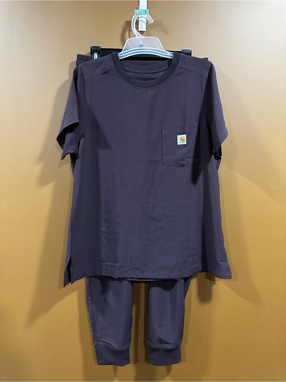 Carhartt Dark Sepia Scrub Tee and Cargo Jogger Set